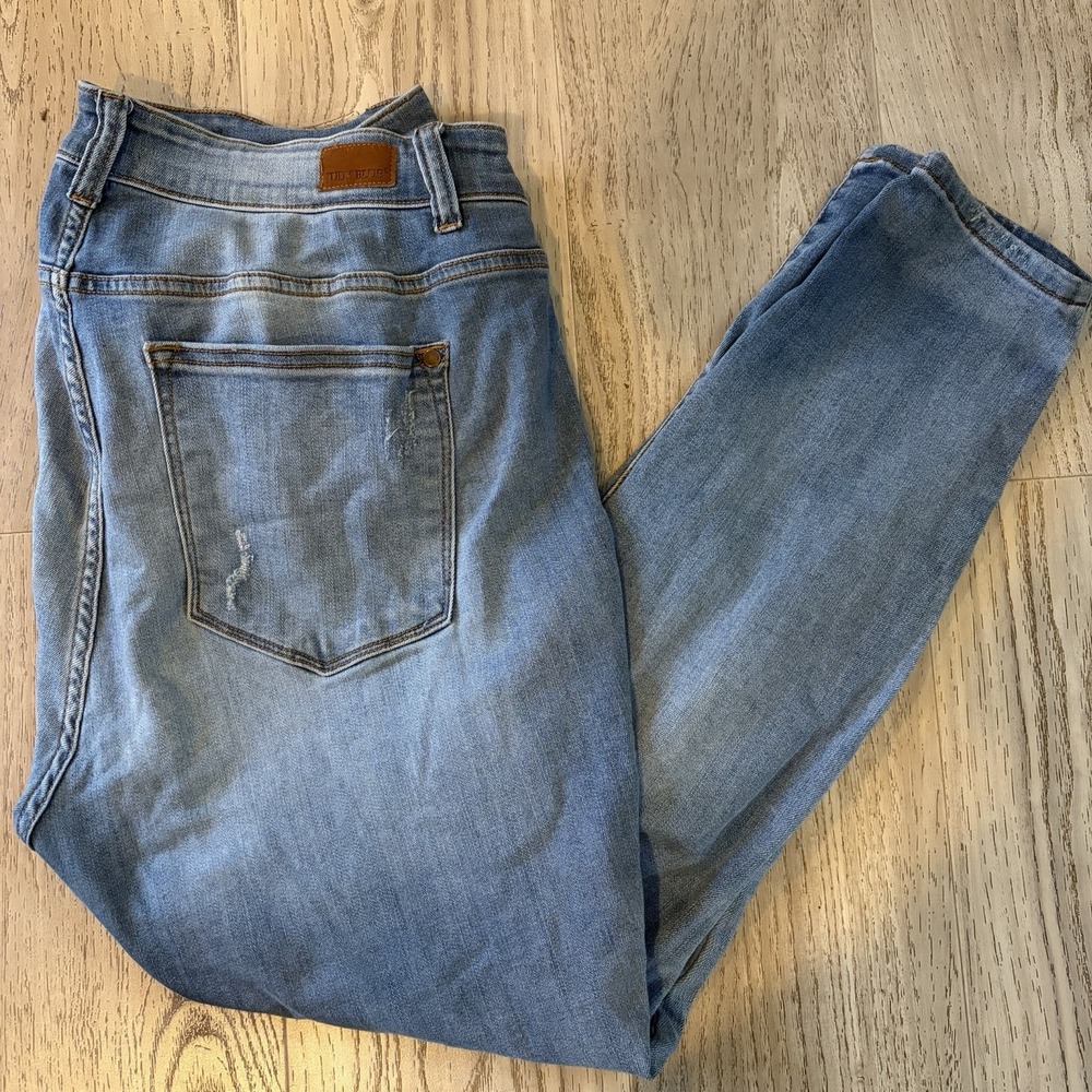 Judy Blue Women's 18W Slim Fit ‎ Distressed Jeans - EUC Denim Ripped Jeans Plus